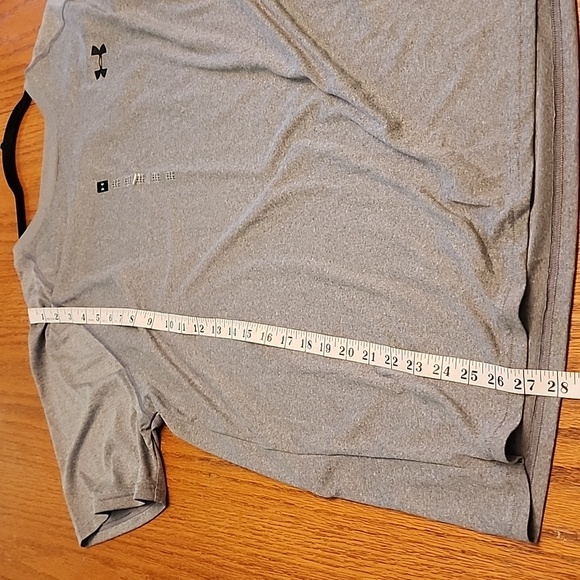 Under Armour Men's Gray T-Shirt - Picture 8 of 12